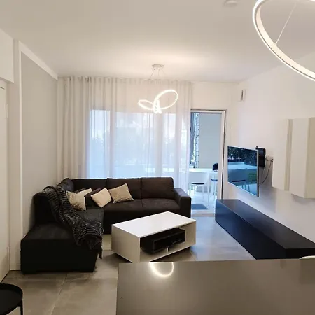 4-room Casa Matha Apartment Lazise
